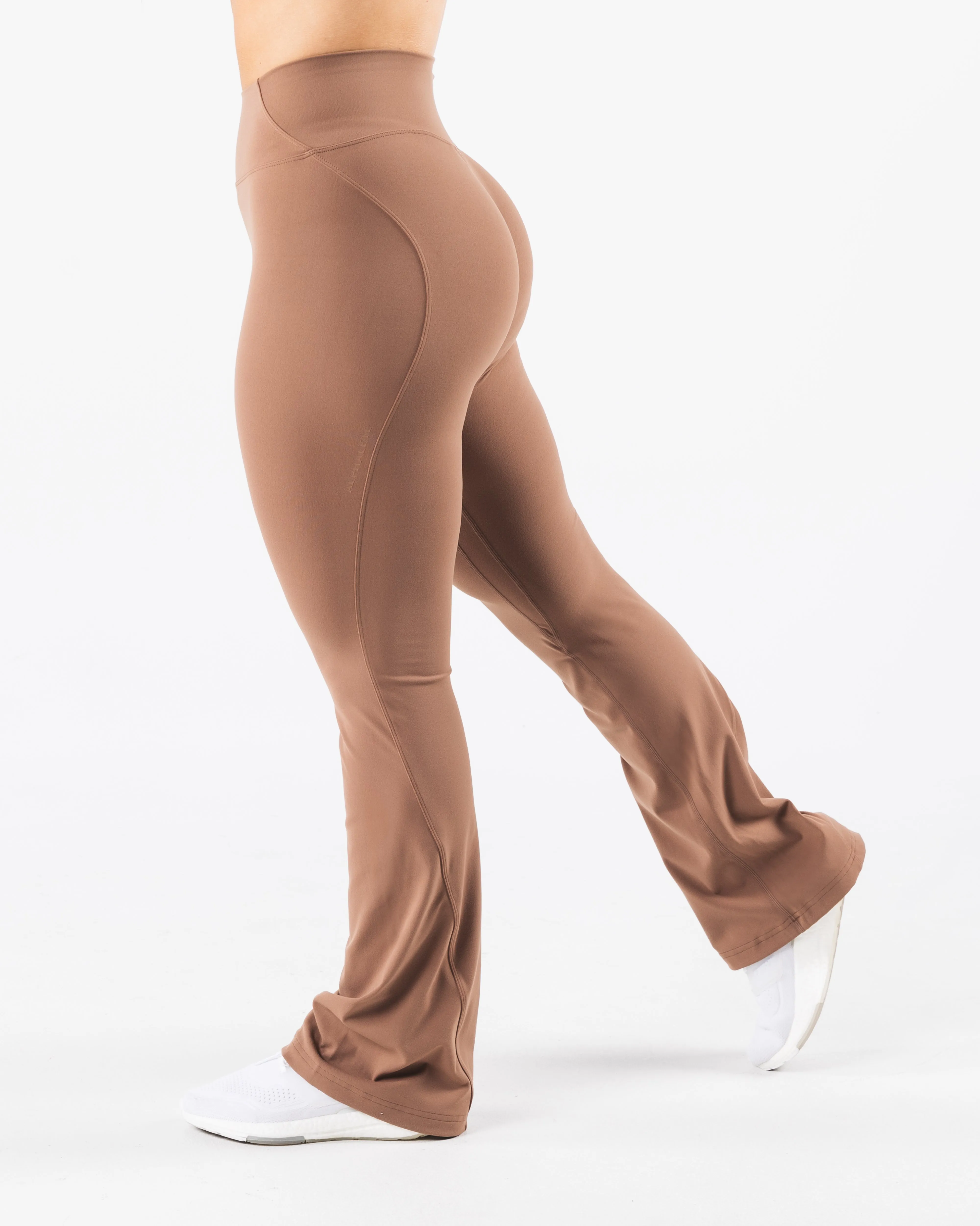 Aura Flared Pant - Oak