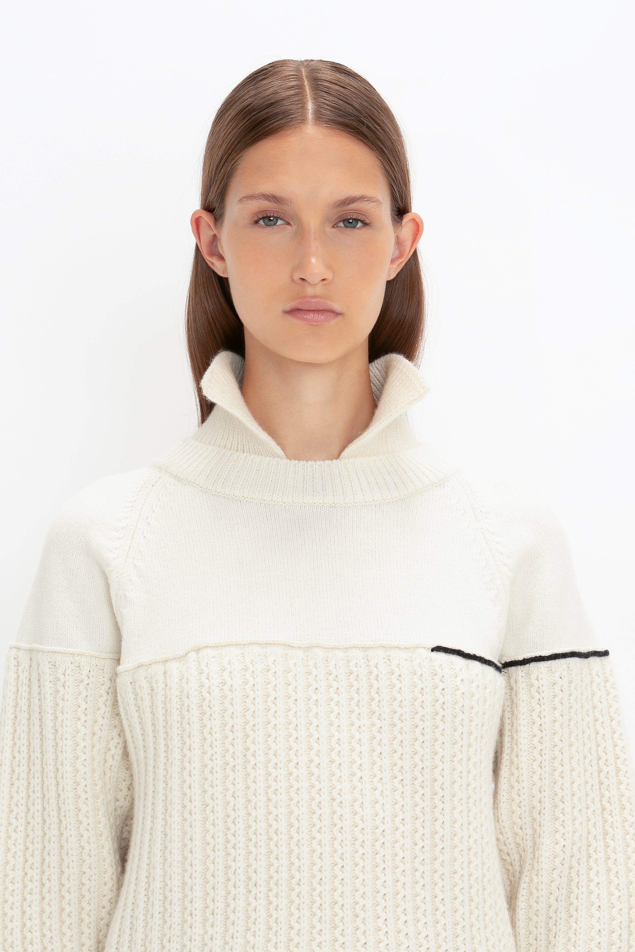 Collar Detail Jumper In Natural