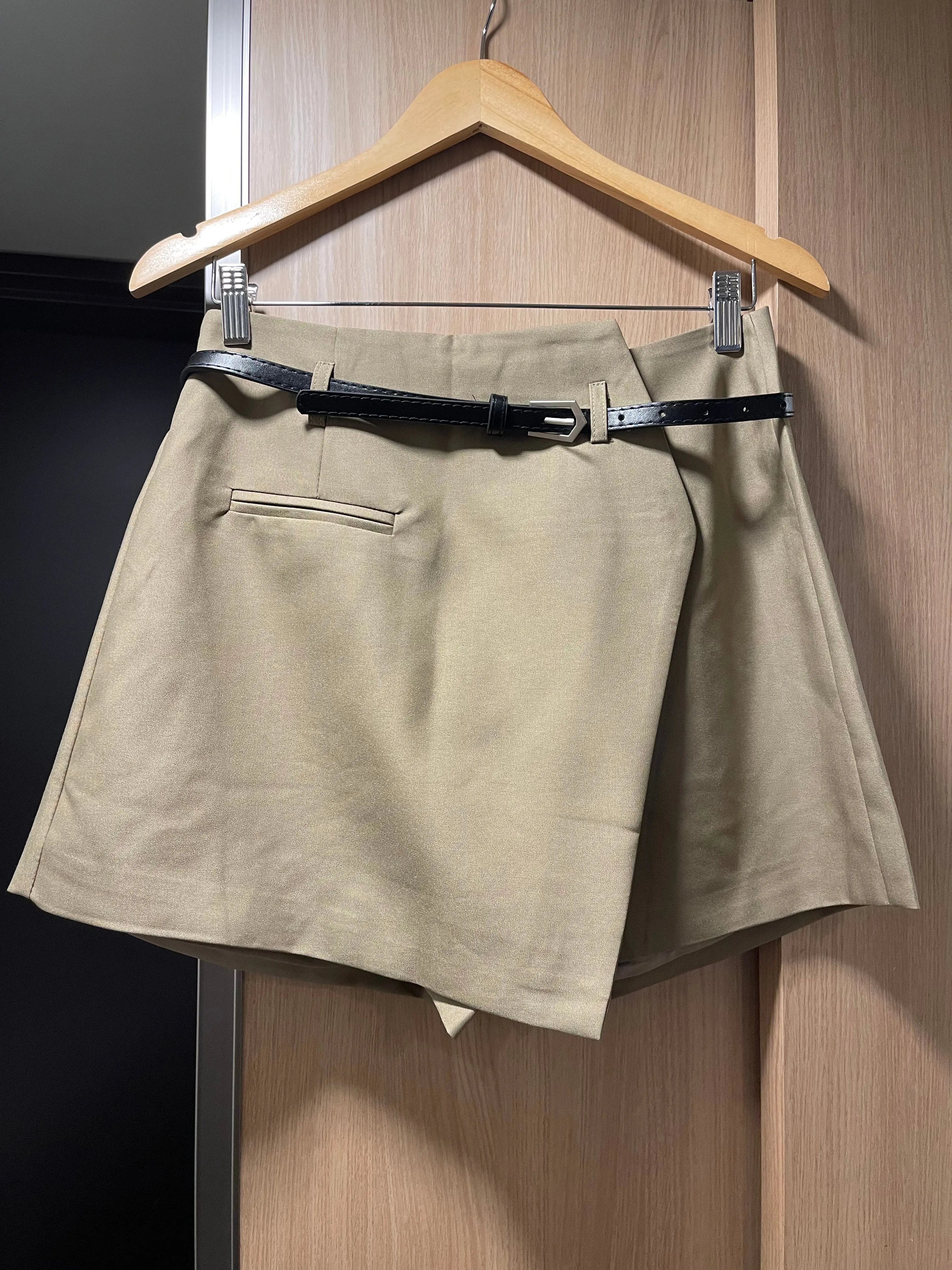 (Discontinued) WS2023OCT106 (Khaki)