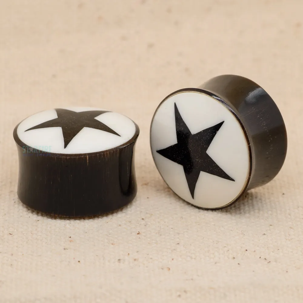 Double-Flared Horn Plugs - Black Star (7/8)