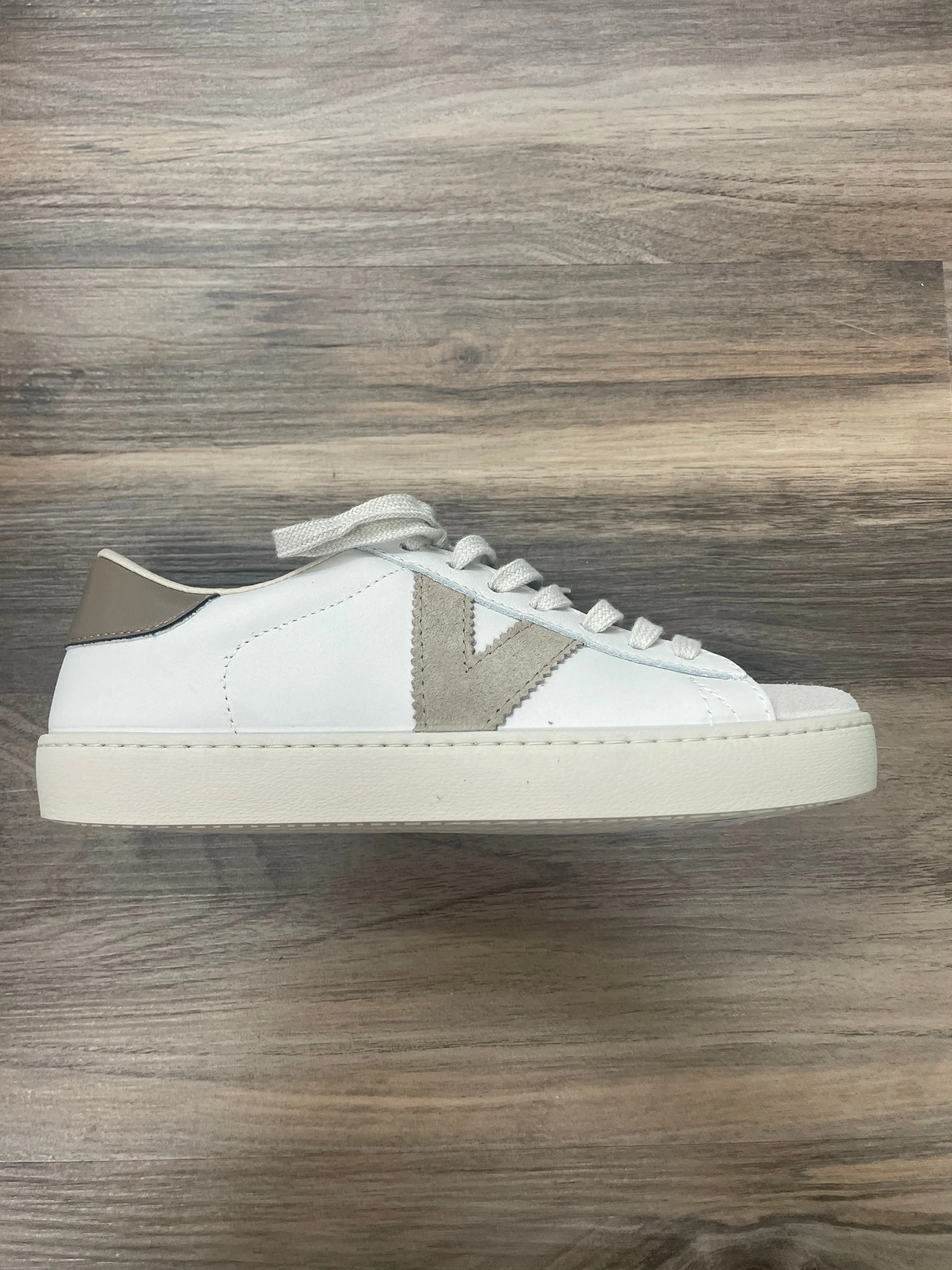 Victoria Berlin Sneaker